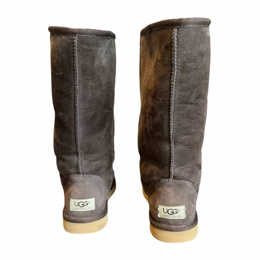 UGG Australia Classic Tall Shearling Boots Brown Women’s Size 7